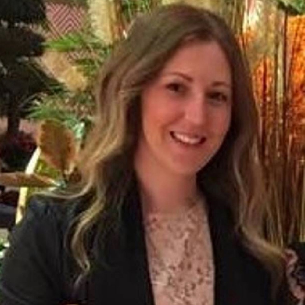 Meet your Posher, Nicole